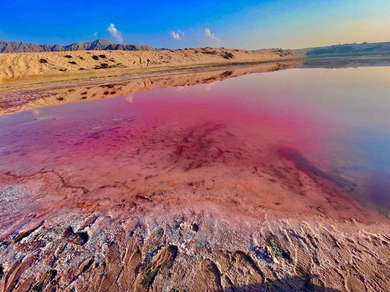 粉色盐湖 Pink Lake